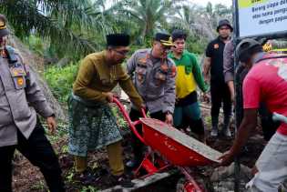 Kapolres Rohil: Plang Larangan di Lahan Bekas Kebakaran Demi Pemulihan Ekosistem