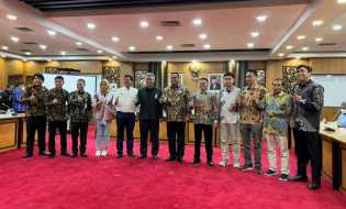 Gobel Ajak Pers Bangun Optimisme