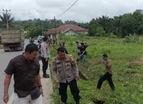 Pasca Banjir, Polsek Kelayang Edukasi Pemilu dan Goro di TPU Labuh Pendek