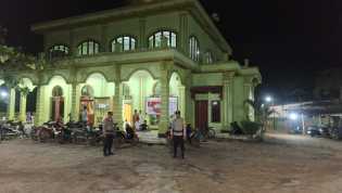 Polsek Bangko Pusako Gelar Patroli Pengamanan Salat Tarawih dalam Operasi Tertib Ramadhan 2025