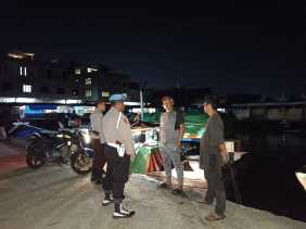 Patroli Harkamtibmas di Kawasan Pelabuhan Tembilahan, Polsek Sampaikan Pemilu Damai