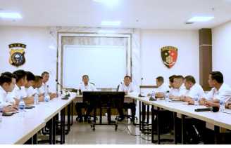 Bahas Edukasi Pemilu, Kombes Asep Kumpulkan Kasat Reskrim se Riau