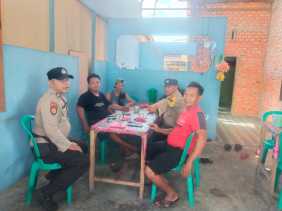 Personel Polsek Kempas Ajak Warga Jaga Kamtibmas Jelang Pilkada