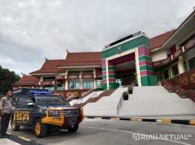 SK Sudah Keluar, Pelantikan PAW James Pasaribu Belum Dijadwalkan