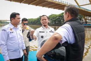 Komitmen Bangun Kawasan Sungai Siak, Wako Agung Bakal Buat Alun-alun Hingga Kuliner Apung