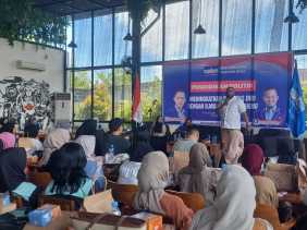 DPD Demokrat Riau Gelar Pendidikan Politik dengan Fokus Public Speaking