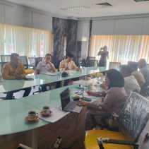 Kepala Dispora Kota Pekanbaru Gelar Rapat Koordinasi Pengelolaan dan Pemungutan Retribusi Fasilitas Olahraga