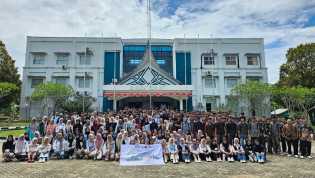 1.055 Penerima Beasiswa Sawit Kuliah di Politeknik Kampar, 386 Sudah Lulus