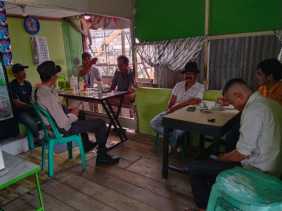 Kedai Kopi Jadi Sasaran Polsek Batang Tuaka untuk Sosialisasi Pilkada 2024
