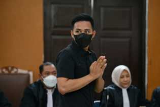 Bharada Richard Eliezer Divonis 1 Tahun 6 Bulan