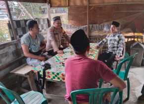 Polsek Kerumutan Gelar Jumat Curhat, Bahas Isu Pilkada 2024