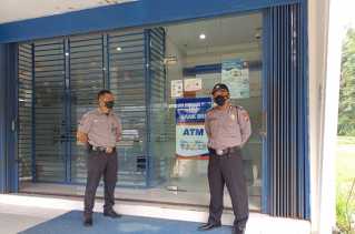 Sambangi BRI Kerumutan, Unit Patroli Imbau Nasabah Waspada Aksi Kejahatan