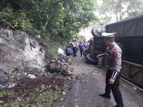 Pihak Unri Sebut Rombongan Mahasiswa dan Dosen Lakalantas di Sumbar Dalam Rangka Kunjungan ke Semen Padang