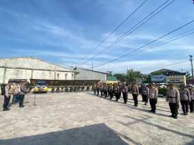 Kapolsek Kandis Pimpin Apel Kesiapan PAM TPS dan Pergeseran Logistik, Tekankan Netralitas Polri pada Pilkada 2024