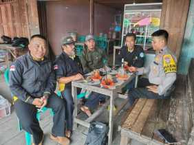 14 Hari Menuju Pilkada 2024, Polsek Batang Tuaka Imbau Masyarakat Desa Sungai Junjangan Tingkatkan Ketertiban