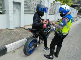 Jangan Sampai Ditilang, Penindakan Ops Keselamatan Lancang Kuning 2023 Bersifat Mobile dan Statis