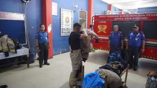 Uji Kesiapan Personel Atasi Kebakaran, DPKP Pekanbaru Gelar Simulasi