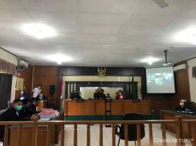 Dua Mantan Dirut RSUD Rohul Dituntut 20 Bulan Penjara