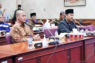 Banggar DPRD Riau Sempurnakan Hasil Evaluasi Kemendagri RI