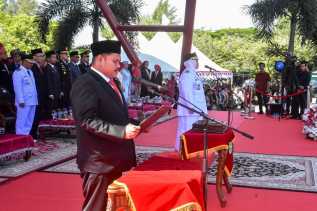 Ketua DPRD Bengkalis Septian Nugraha Bacakan Teks Proklamasi di HUT ke-80 RI