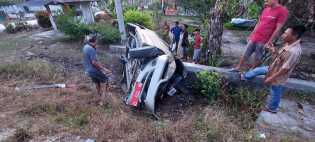 Kejar Keberangkatan Kapal RoRo, Mobdin Milik Dinas Kelautan dan Perikanan Riau Kecelakaan di Rupat