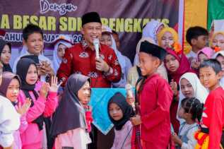 Lepas Siswa SDN 2 Wabup Bagus Santoso Apresiasi IKM Kabupaten Bengkalis Tertinggi