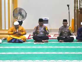 Colling System Pemilu, Kapolres Rohul Sholat Subuh Keliling Berjamaah