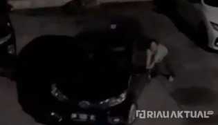 PNS Pemprov Riau Ditabrak setelah Mergoki Suaminya Bersama Wanita Lain