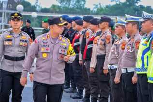 AKBP Asep Pimpin Gelar Apel Kesiapan Pengamanan Pleno Tingkat Kabupaten Siak