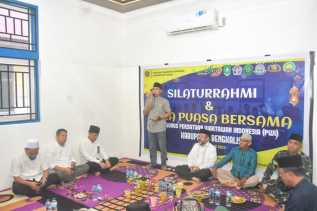 Bersama Forkopimda, PWI Bengkalis Berbagi Takjil dan Santuni Anak Yatim