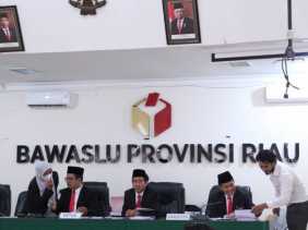 Putusan Sidang Bawaslu Riau, Tiga KPU Dinyatakan Lakukan Pelanggaran Administrasi Pemilu