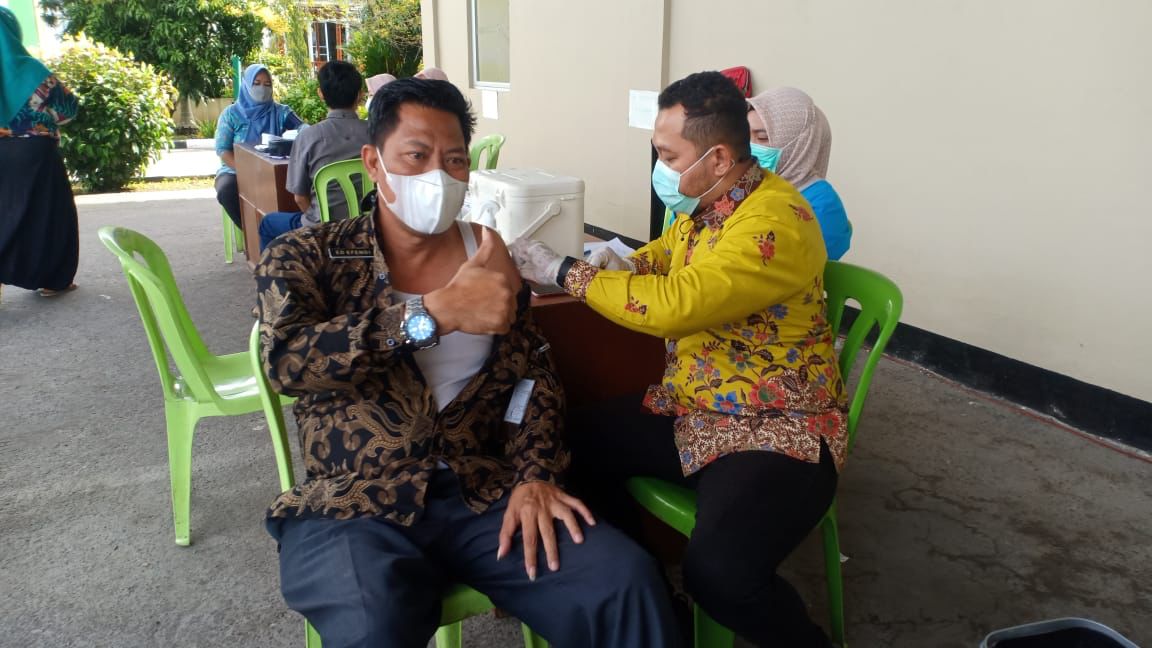 Mulai Dari ASN, Honorer dan THL DLH Bengkalis Ikuti Vaksinasi Covid-19 Tahap Tiga