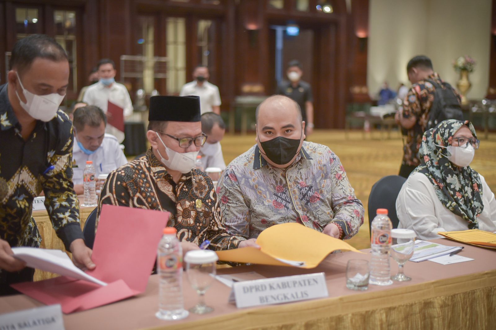 Hadiri Rapat Lintas Sektoral, Bupati Kasmarni Sampaikan RDTR Pulau Rupat Ke Kementerian ATR/BPN. 