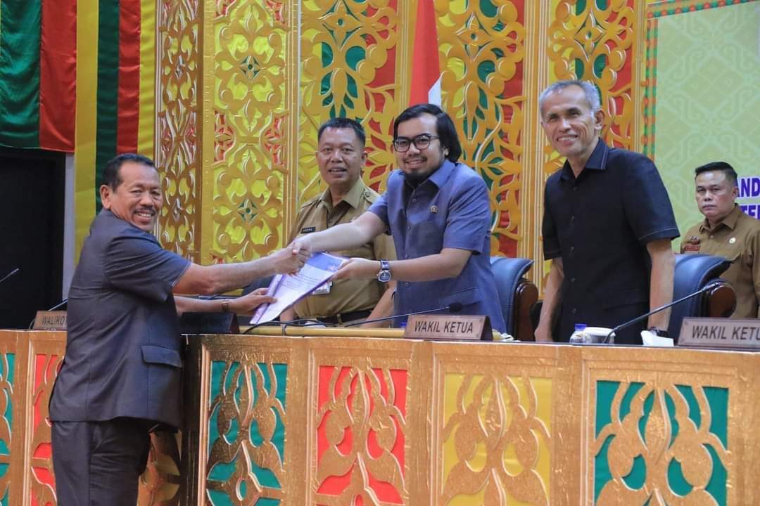 DPRD Pekanbaru Gelar Paripurna Pandangan Umum Fraksi terhadap Nota Keuangan dan Ranperda APBD Kota Pekanbaru tahun anggaran 2023