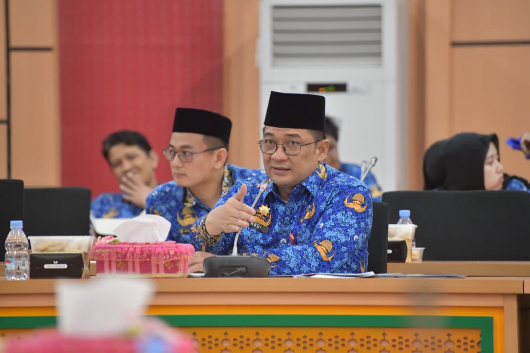 Banggar DPRD Riau Rapat dengan TAPD Bahas KUA-PPAS 2026