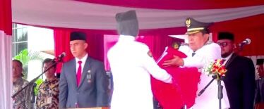 Upacara Peringatan HUT RI Ke-78 di Rokan Hulu yang Khidmat Meski Diguyur Hujan