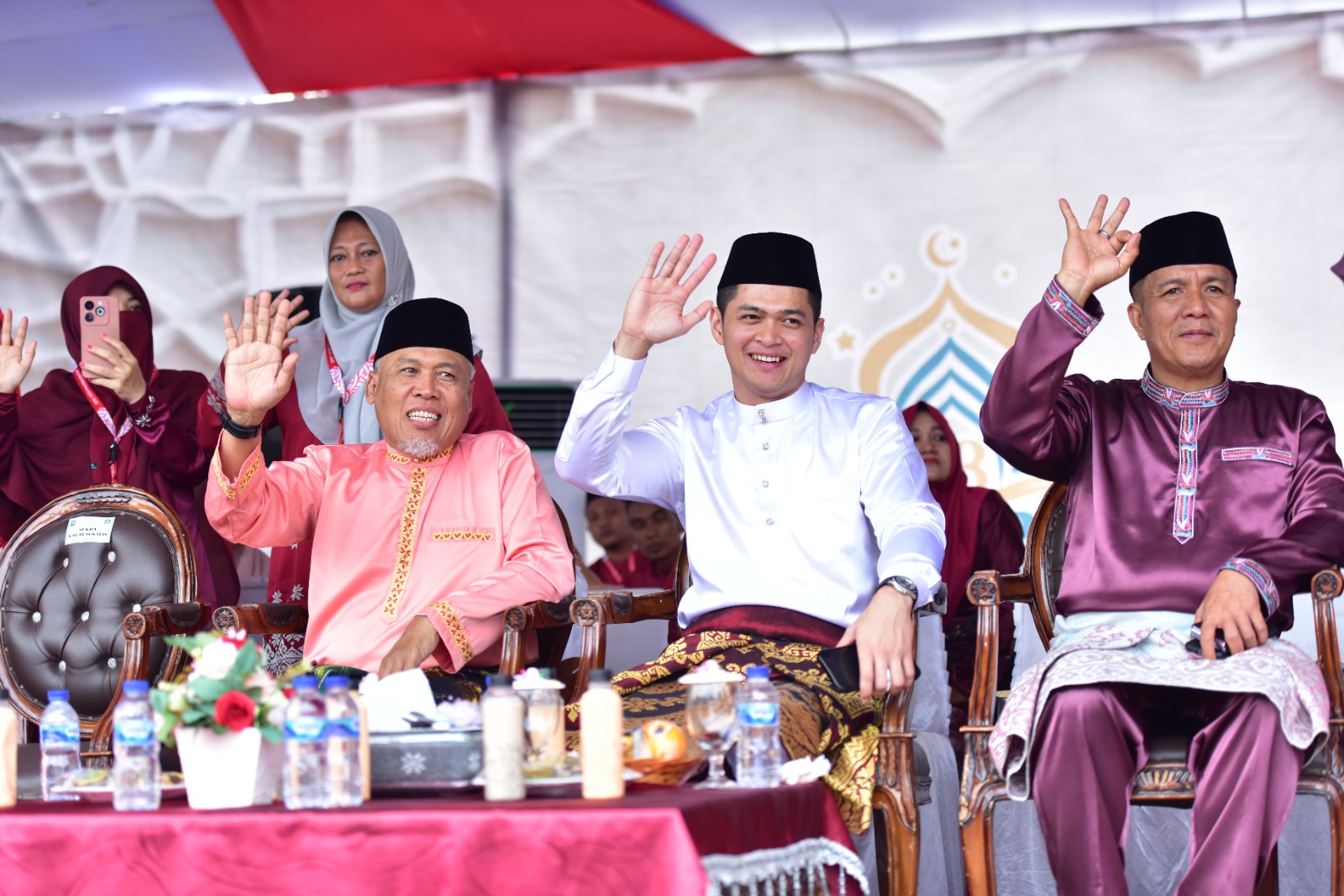 Pawai Ta'aruf Kafilah Bengkalis Tampil Memukau, Ketua DPRD Bengkalis: Ini Cerminan Semangat dan Identitas Daerah