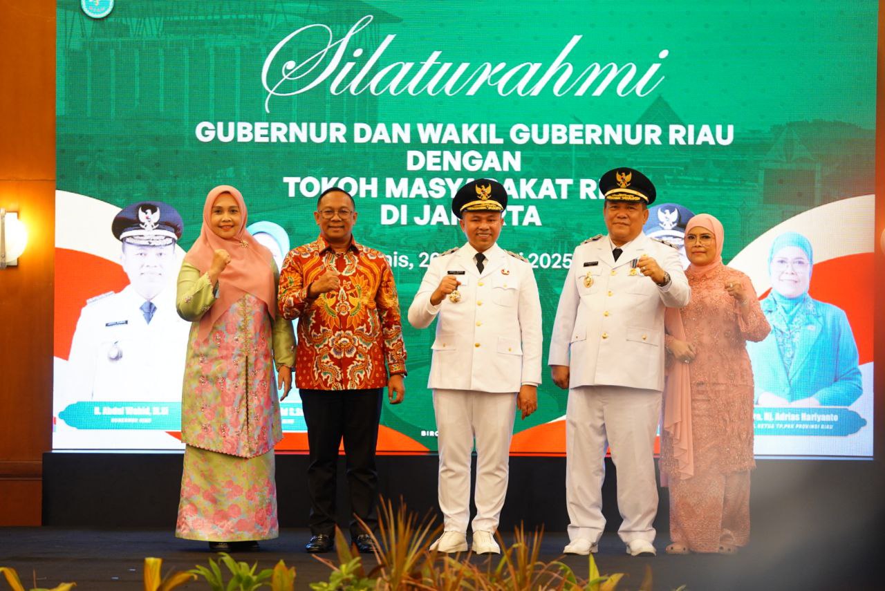 Presiden Prabowo Lantik Abdul Wahid - SF Hariyanto Jadi Gubernur dan Wakil Gubernur Riau