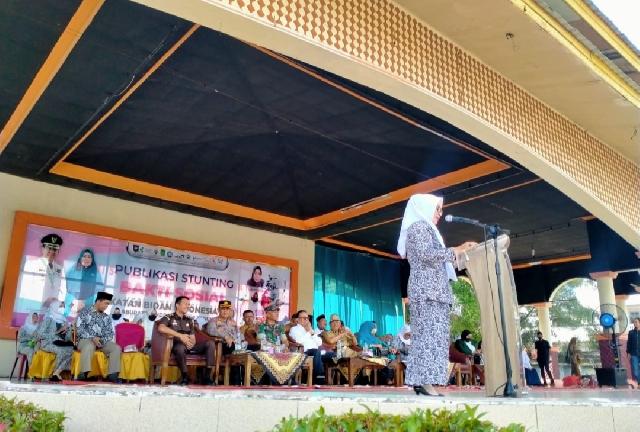 Puncak Hari Kesehatan Nasional, Bupati Inhil Sampaikan Pentingnya Peran Bidan