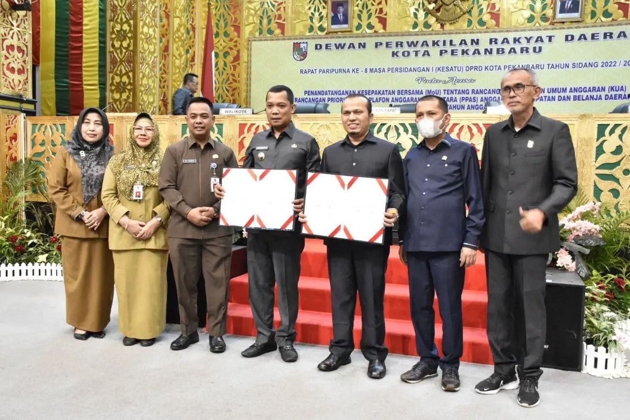 Lewat Paripurna Pemko dan DPRD Teken Mou KUA-PPAS R -APBD 2023