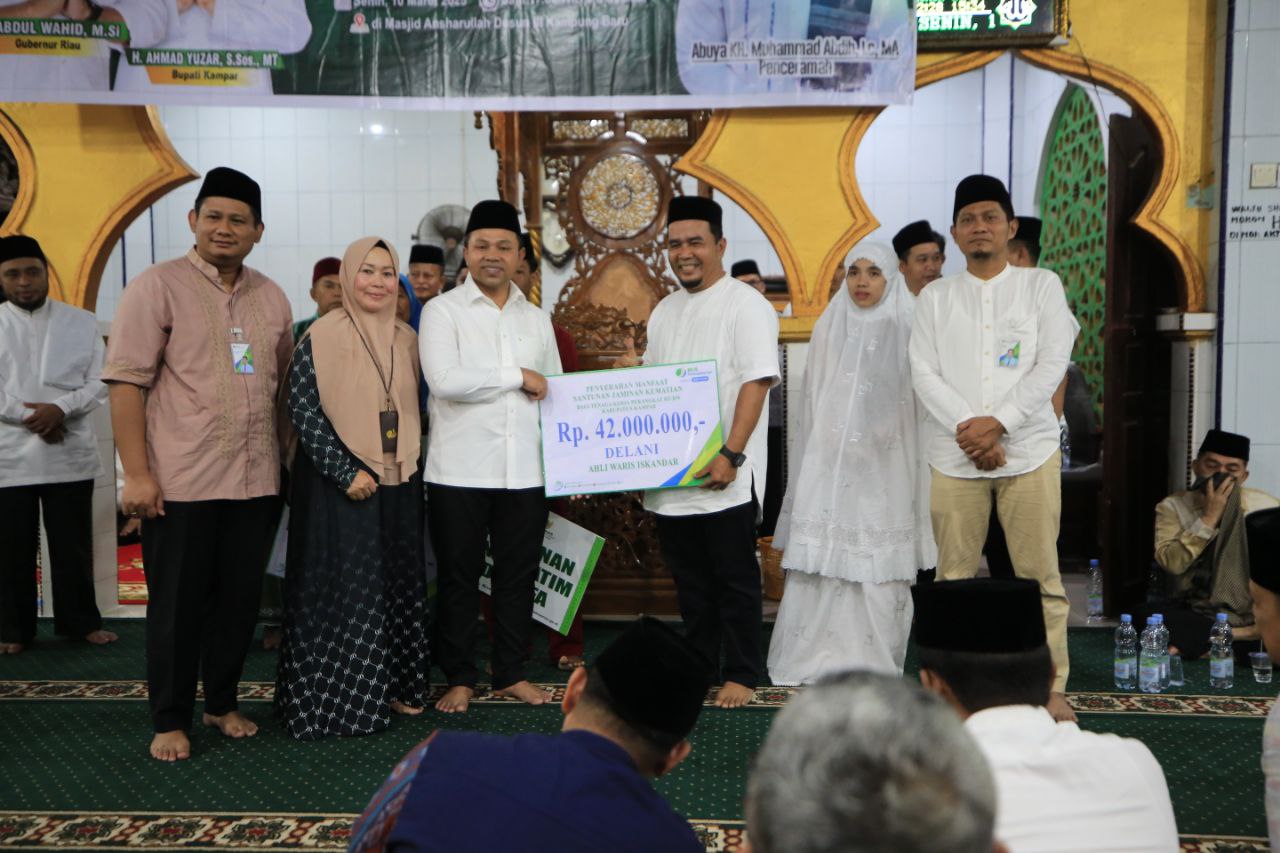 Safari Ramadan di Desa Pulau Birandang, Gubri: Jaga Generasi Muda Tetap Cerdas